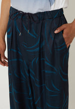 Carica l'immagine nel visualizzatore di Gallery, Pantaloni Mebuki Dark Navy - Blue Blue Japan