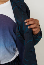 Carica l'immagine nel visualizzatore di Gallery, Giacca Mebuki Satin Dark Navy - Blue Blue Japan