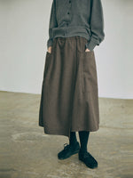 Carica l'immagine nel visualizzatore di Gallery, Gonna Baton FL Brown - Nicholson&Nicholson