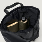 Carica l'immagine nel visualizzatore di Gallery, Borsa Market Tote Black Puffer - BAGSINPROGRESS