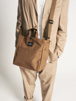 Carica l'immagine nel visualizzatore di Gallery, Borsa Multi Pocket Bag Medium Khaki - BAGSINPROGRESS