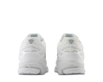 Carica l'immagine nel visualizzatore di Gallery, New Balance U1906WFC White - Unisex