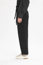 Carica l'immagine nel visualizzatore di Gallery, Pantalone Candiano Cinquecento Nero - Barena Venezia