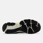 Carica l'immagine nel visualizzatore di Gallery, New Balance 2002RXU Dark Camo Green Goretex - Uomo