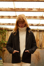 Carica l'immagine nel visualizzatore di Gallery, Vintage Washed Work Jacket Black - Le Mont Saint Michel
