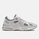 Carica l'immagine nel visualizzatore di Gallery, New Balance U991LG2 v2 Light Grey - Unisex