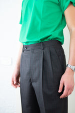 Carica l'immagine nel visualizzatore di Gallery, Pantalone Gessato marrone con riga rossa - LC23