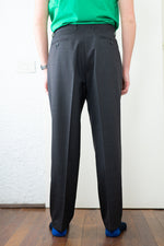Carica l'immagine nel visualizzatore di Gallery, Pantalone Gessato marrone con riga rossa - LC23