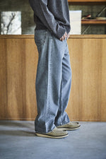 Carica l'immagine nel visualizzatore di Gallery, Jeans 100 Super Dad's Bleach Bk Den 01-1100W-D61B  - Orslow - Unisex
