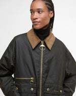 Carica l&#39;immagine nel visualizzatore di Gallery, Maxine Waxed Bomber Jacket Archive Olive - Barbour
