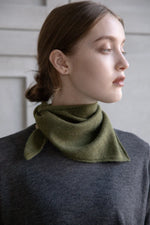 Carica l'immagine nel visualizzatore di Gallery, Scarf Khaki 5578  - C.T.plage
