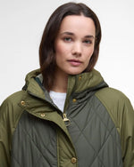 Carica l&#39;immagine nel visualizzatore di Gallery, Elspeth Quilted Jacket Olive/Dark Moss/Ancient Tartan - Barbour
