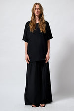 Carica l'immagine nel visualizzatore di Gallery, Tshirt lol mini ss black silk - Monique Van Heist
