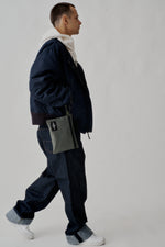 Carica l'immagine nel visualizzatore di Gallery, Borsa Zipper Pouch Khaki Green- BAGSINPROGRESS
