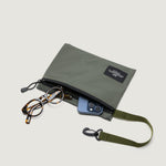 Carica l'immagine nel visualizzatore di Gallery, Borsa Zipper Pouch Khaki Green- BAGSINPROGRESS

