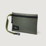 Carica l'immagine nel visualizzatore di Gallery, Borsa Zipper Pouch Khaki Green- BAGSINPROGRESS
