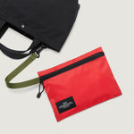 Carica l'immagine nel visualizzatore di Gallery, Borsa Zipper Pouch Red - BAGSINPROGRESS

