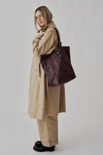 Carica l'immagine nel visualizzatore di Gallery, Borsa Market Tote Leopard Puffer - BAGSINPROGRESS
