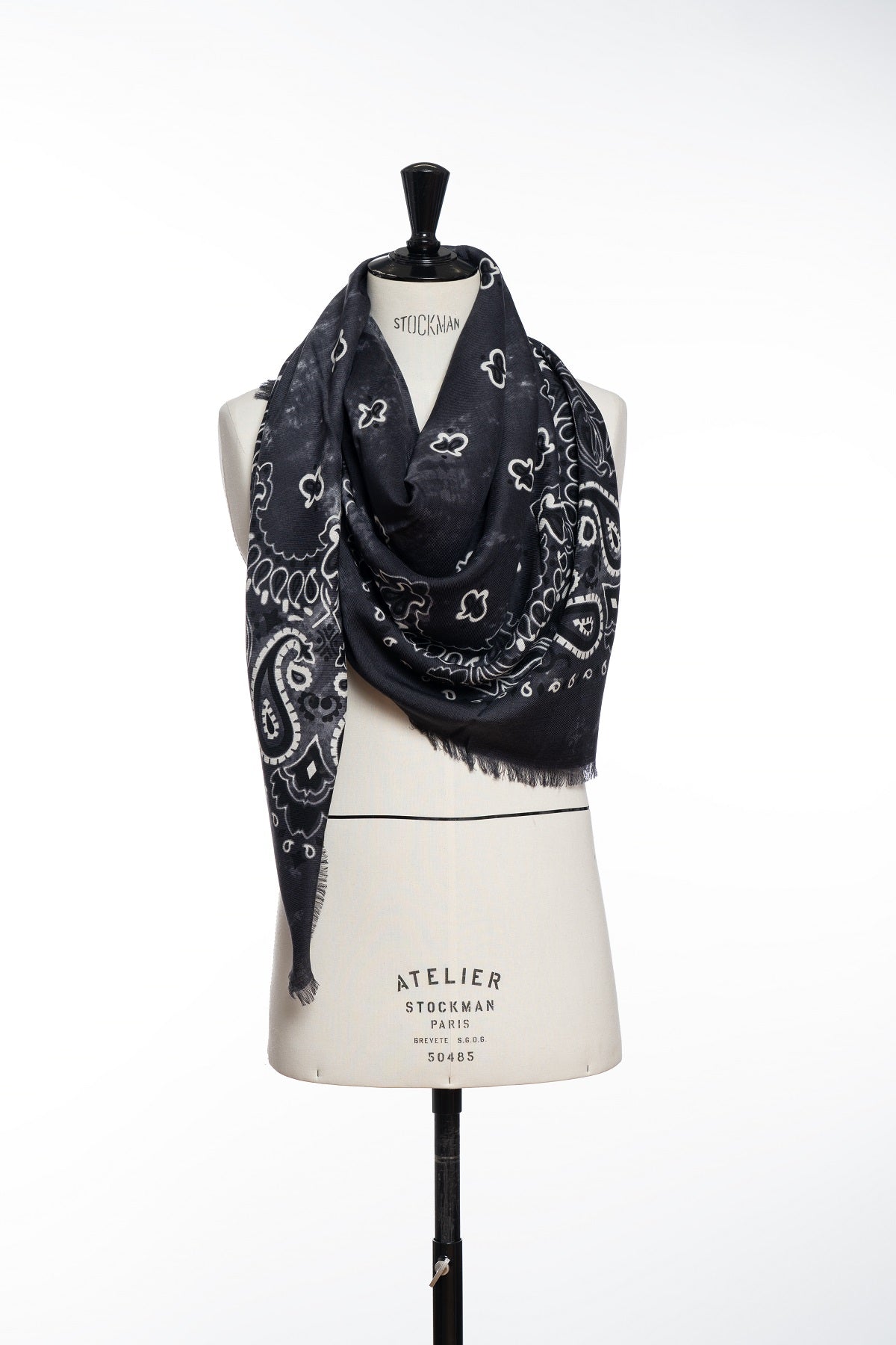 Jil Quadra Black - Destin