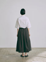 Carica l'immagine nel visualizzatore di Gallery, Gonna Mira Chino Charcoal - Nicholson&amp;Nicholson
