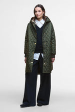 Carica l'immagine nel visualizzatore di Gallery, Hilary Quilted Jacket Olive/Ancient Tartan - Barbour
