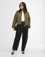 Carica l'immagine nel visualizzatore di Gallery, Whillan Quilted Jacket Ivi green/Ancient - Barbour
