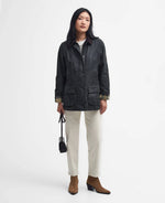 Carica l'immagine nel visualizzatore di Gallery, Beadnell Wax Jacket Sage - Barbour
