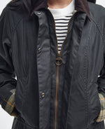Carica l'immagine nel visualizzatore di Gallery, Beadnell Wax Jacket Sage - Barbour
