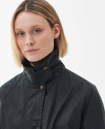 Carica l&#39;immagine nel visualizzatore di Gallery, Tain Waxed Jacket Sage - Barbour
