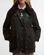 Carica l&#39;immagine nel visualizzatore di Gallery, Montgomery cerato con dettagli in tartan - Barbour x GANNI
