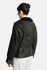 Carica l'immagine nel visualizzatore di Gallery, Barbour Lady Ginevra - Barbour x WP
