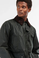 Carica l'immagine nel visualizzatore di Gallery, Bedale Wax Jacket Sage - Barbour
