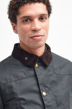Carica l'immagine nel visualizzatore di Gallery, Reelin Wax Jacket Sage - Barbour
