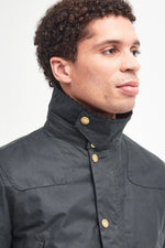 Carica l'immagine nel visualizzatore di Gallery, Reelin Wax Jacket Sage - Barbour
