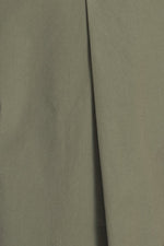 Carica l'immagine nel visualizzatore di Gallery, Bermuda Amado Vion Oliva - Barena Venezia
