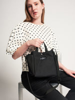 Carica l'immagine nel visualizzatore di Gallery, Borsa Small Side Pocket Tote Black - BAGSINPROGRESS
