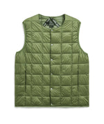 Carica l'immagine nel visualizzatore di Gallery, Crew Neck Button Down Vest Olive - TAION
