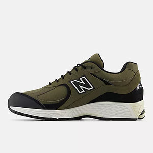 New Balance 2002RXU Dark Camo Green Goretex - Uomo