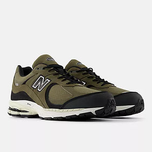 New Balance 2002RXU Dark Camo Green Goretex - Uomo