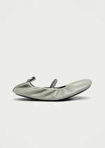 Carica l'immagine nel visualizzatore di Gallery, Naira Barefoot Green Leather Ballet Flats - Alohas
