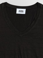 Carica l'immagine nel visualizzatore di Gallery, T-shirt In Lino Stretch Nero - Alpha Studio
