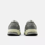 Carica l'immagine nel visualizzatore di Gallery, New Balance U1906LAE Silver - Unisex
