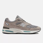 Carica l&#39;immagine nel visualizzatore di Gallery, New Balance U991GL2 v2 Grey - Unisex
