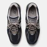 Carica l&#39;immagine nel visualizzatore di Gallery, New Balance M991NV v2 Navy  - Uomo
