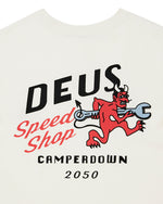 Carica l'immagine nel visualizzatore di Gallery, Dog Leg Tee Dirty White - Deus Ex Machina

