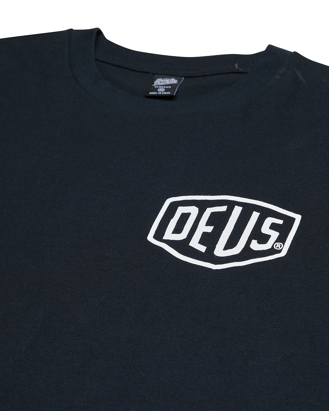 Frontage Tee Black - Deus Ex Machina