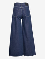 Carica l&#39;immagine nel visualizzatore di Gallery, New Full Flare Orbit Rinse A21690000 - Levi&#39;s Made&amp;Crafted
